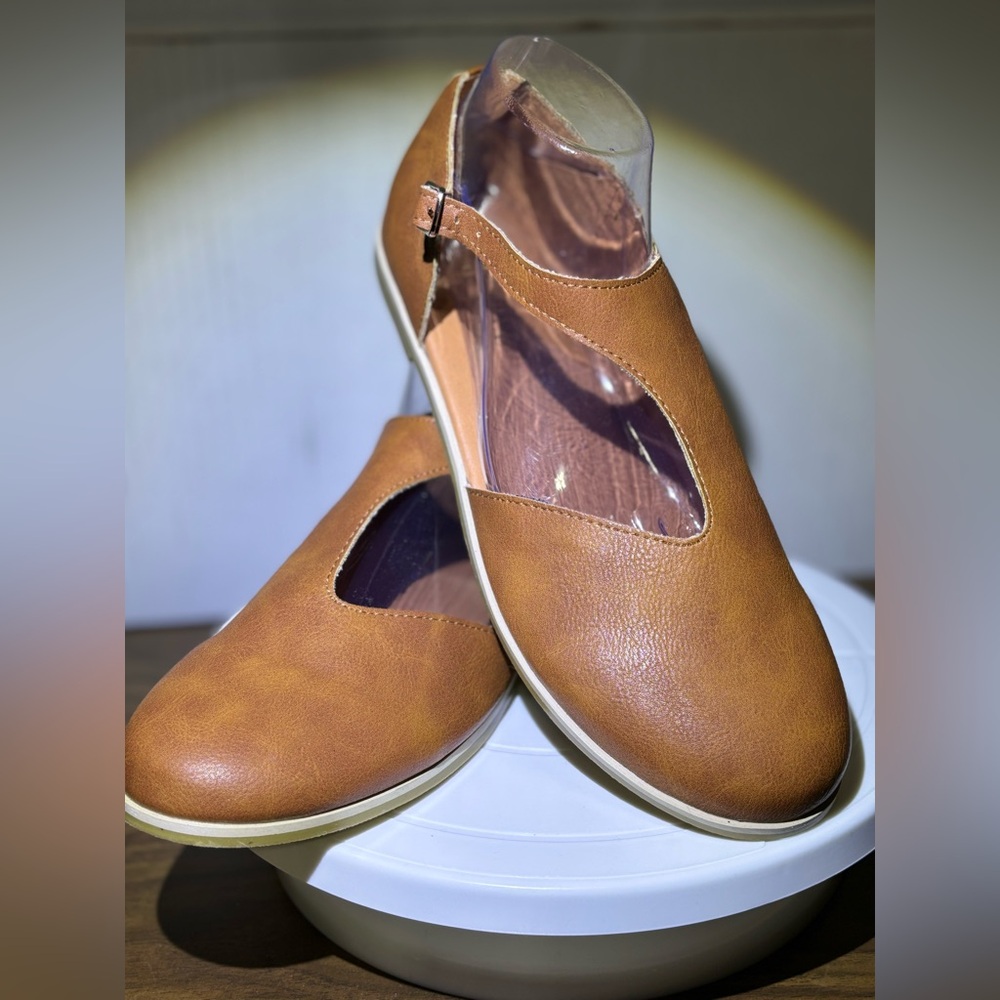 Tinstree cognac size 10 NWOT